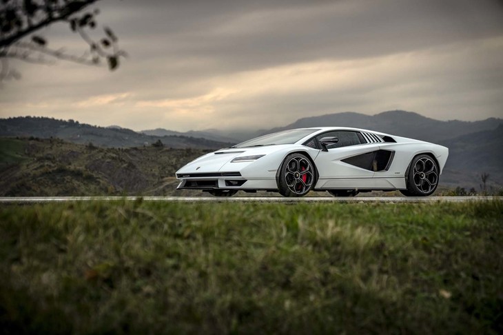 ランボルギーニ・カウンタックLPI800-4