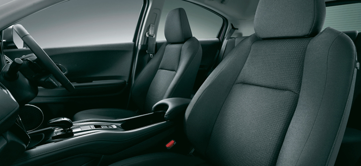 「ヴェゼル ハイブリッドX・Honda SENSING」のインテリア。
	 