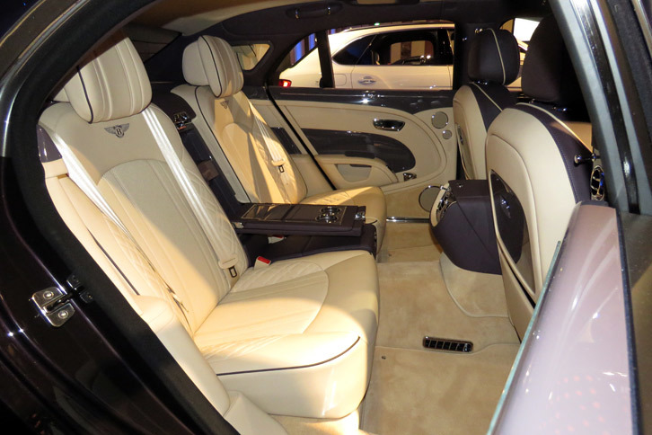 ベントレー・ミュルザンヌ スピード ホールマークシリーズbyマリナー（リアシート）