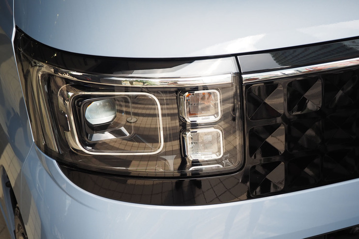 日産ルークス（ヘッドランプ）