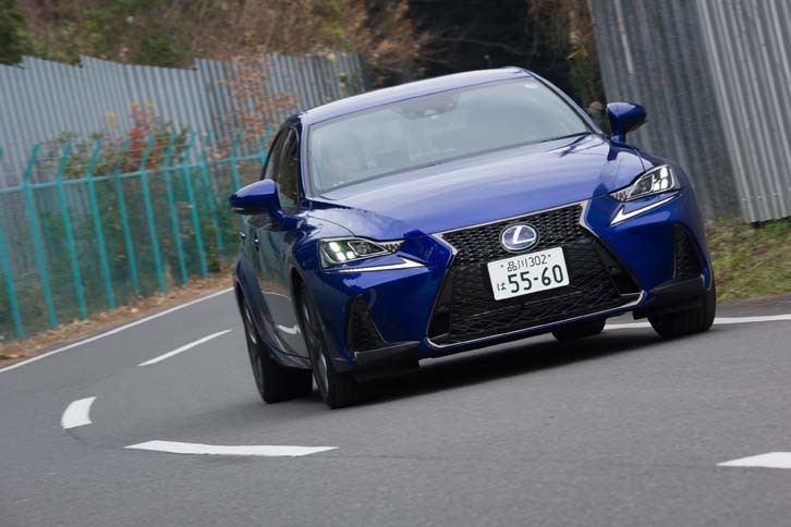 レクサスIS300h“Fスポーツ”