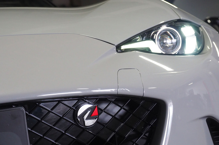 マツダ スピリット レーシング・ロードスター12R（フロントエンブレム）