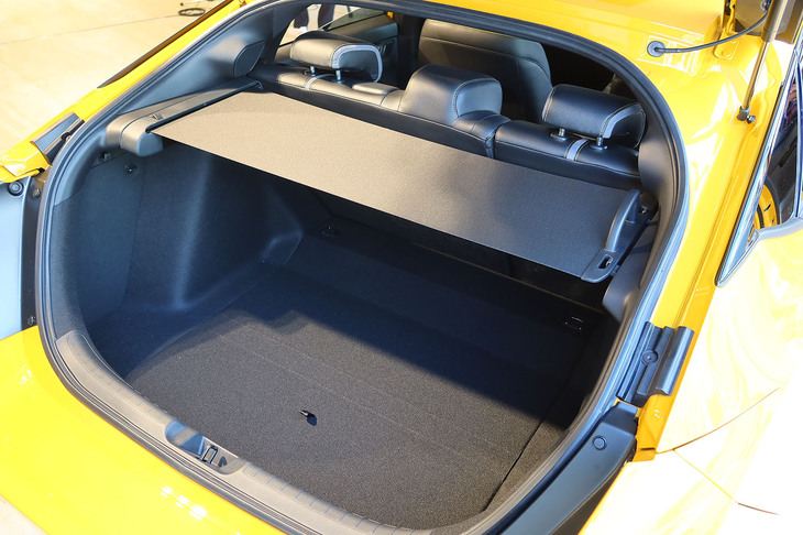 ミツオカM55ファーストエディションe：HEV EX（ラゲッジルーム）