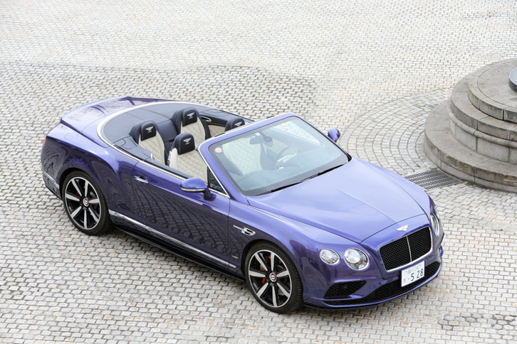 「コンチネンタルGT」シリーズの中では後発となるV8モデルだが、いまではW12モデルよりも需要の多い人気車種になっている。