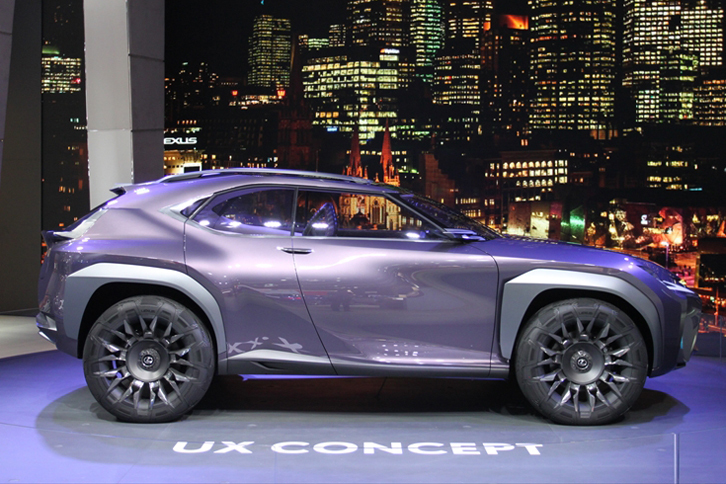 レクサスUXコンセプト