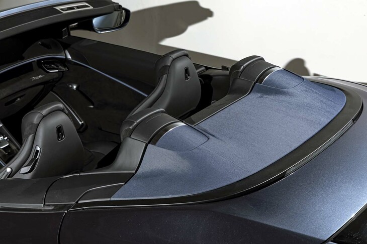 フェラーリ・ローマ スパイダー（リアデッキ）