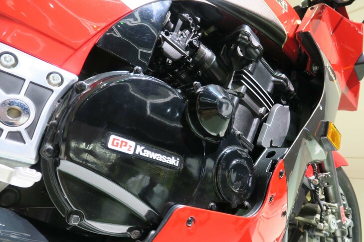 カワサキGPZ900R（1984年）