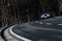 車検証の記載によると、「ロードスター」の前軸重は480kg、後軸重は540kg。前後重量配分は、およそ47：53となっている。