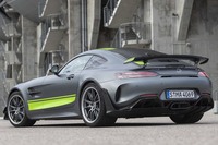 2019年2月14日に国内の予約注文が開始された「AMG GT Rプロ」。販売台数は20台限定となっている。