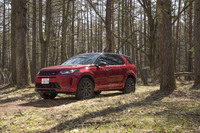 2020年モデルの「ディスカバリー スポーツ」は、2019年11月29日に日本導入が発表された。ランドローバー最新のアーキテクチャー「プレミアム・トランスバース・アーキテクチャー（PTA）」を採用するなど、大幅な改良が行われている。