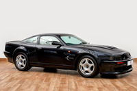 1998年には最高出力を600PSに高めた「V8ヴァンテージV600」が登場。それまでのモデルは「V550」と呼ばれるようになった。写真は限定モデルの「V8ヴァンテージ ルマン」。