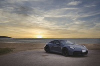 992.2型へのマイナーチェンジにあたり、「911」史上初の電動化モデルとしてラインナップに加わった「911カレラGTS」。ついに電気の力を手に入れた911はどのような仕上がりを見せたのでしょうか。（photo：菊池貴之）