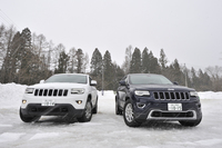 「ラレード」（写真左）と「リミテッド」（同右）。フロントバンパーのクロムのアクセントは、識別点のひとつだ。
    