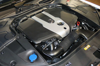 メルセデス、SクラスにディーゼルHVを設定の画像