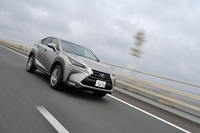 レクサスNX300h“バージョンL”（4WD/CVT）【試乗記】の画像