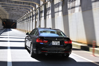 「約50：50の理想的な前後重量配分を目指した」とされる「435iグランクーペ」。車検証の記載重量は、前軸：後軸＝840kg：850kg。