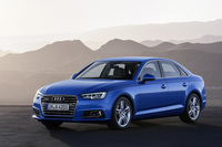 フランクフルトショー2015に出展される、次期型「アウディA4」。
    