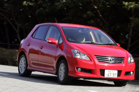 トヨタ・ブレイドG（FF/CVT）【ブリーフテスト】の画像