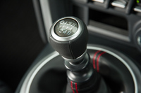 マニュアルトランスミッションについても改良が施され、トップギアの耐久性が向上した。