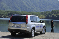 日本の排出ガス規制が厳しくなるのは2009年10月。「ポスト新長期規制」では、ディーゼル車もガソリン車と同等のクリーンさが求められるようになる。エクストレイル20GTは、その基準値をいち早くパスした「クリーンディーゼル」車だ。