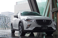 グレードは「XD」「XDツーリング」「XDツーリング Lパッケージ」の3種類。すべてにFFと4WDが設定され、同様にすべてに6MTと6ATが用意される。