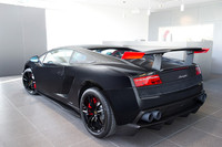 3台限定の日本向けスーパー「ガヤルド」発売の画像