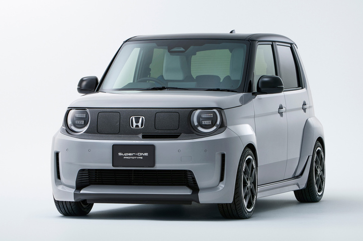 2026年内に市販化される予定のEV「スーパーONE プロトタイプ」だが、その「Hマーク」はご覧のとおり。同車は、ホンダが言うところの「次世代EV」には含まれない車種のようだ。