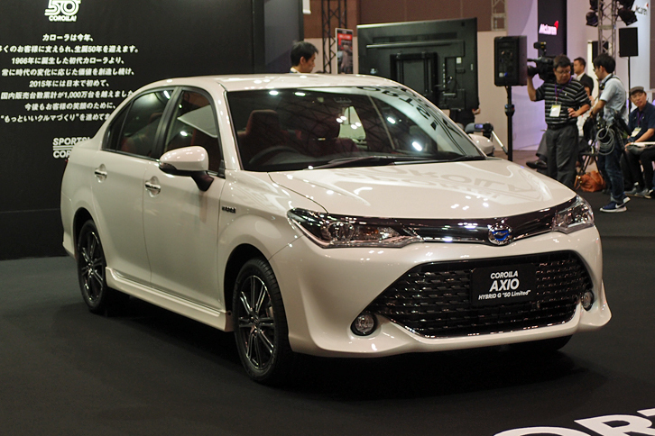 カローラ アクシオ ハイブリッドG“50リミテッド”（2016年）