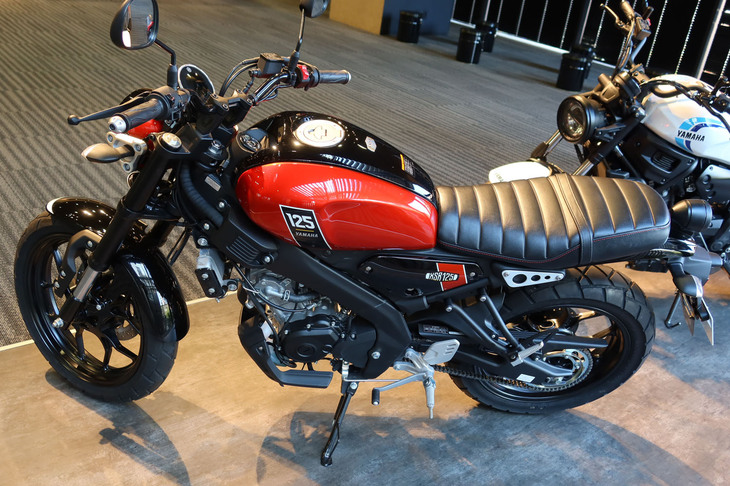 ヤマハXSR125 ABS
