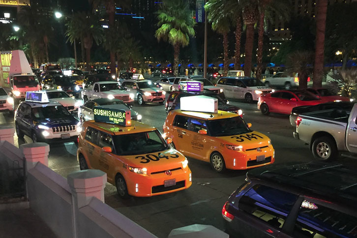 今日ラスベガスのタクシーにおいて、トヨタの1ブランド、サイオンの「xB」は、「プリウス」とともに多数派車種のひとつである。