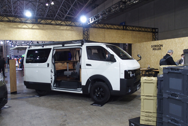 「GMLVAN V-01」のフロントビュー。