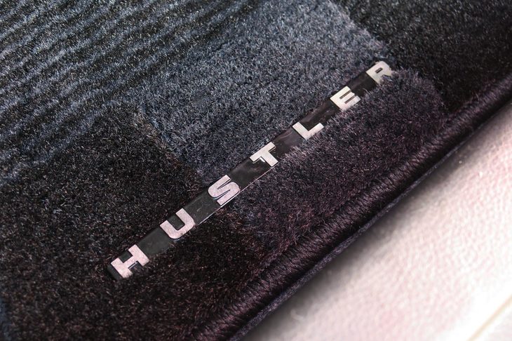 スズキ・ハスラー ハイブリッドXターボ（4WD）（フロアカーペットマット）