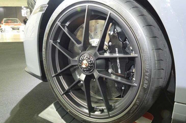 ポルシェ911カレラGTS T-ハイブリッド