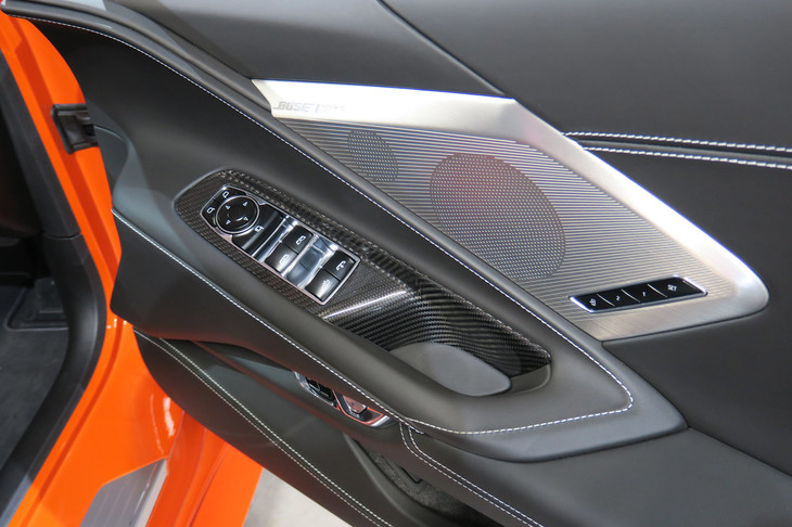 シボレー・コルベット  コンバーチブル 日本仕様プロトタイプ（ドアコンソール）