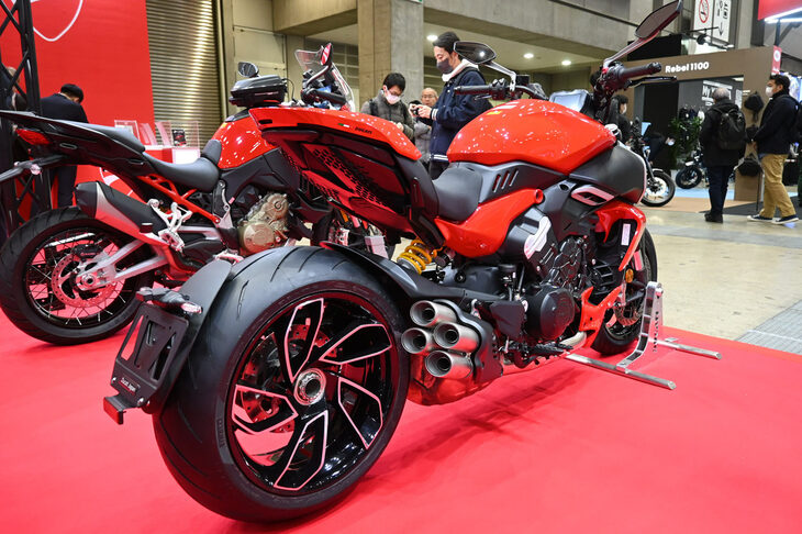 ドゥカティ・ディアベルV4