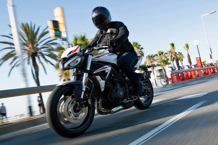 トライアンフ・ストリートトリプルS