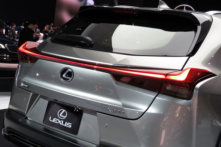 レクサスUX（エクステリア）