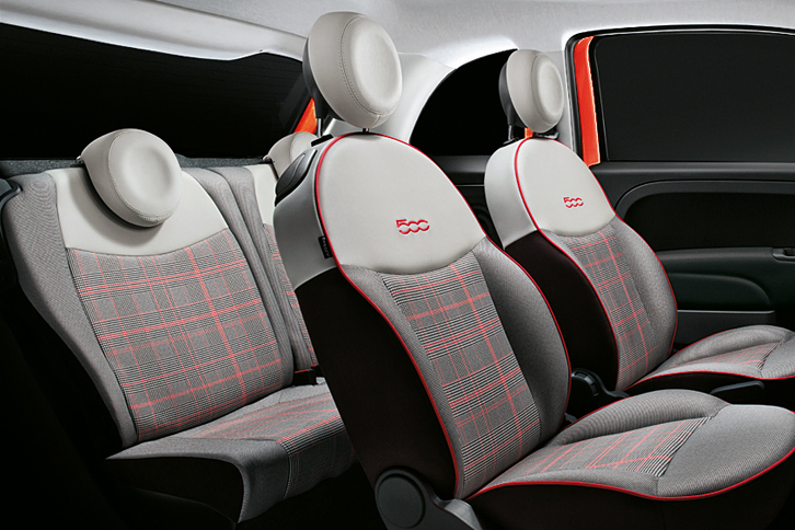 アイボリー×コーラル レッドのチェックシート。