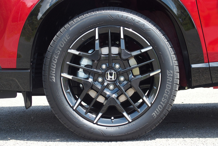 ホンダ・ヴェゼルe：HEV Z Sport Style（用品装着車／アルミホイールMS-050）