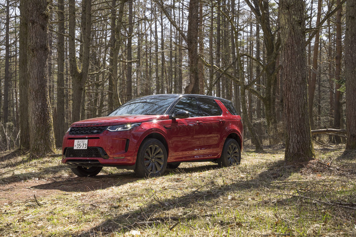 2020年モデルの「ディスカバリー スポーツ」は、2019年11月29日に日本導入が発表された。ランドローバー最新のアーキテクチャー「プレミアム・トランスバース・アーキテクチャー（PTA）」を採用するなど、大幅な改良が行われている。