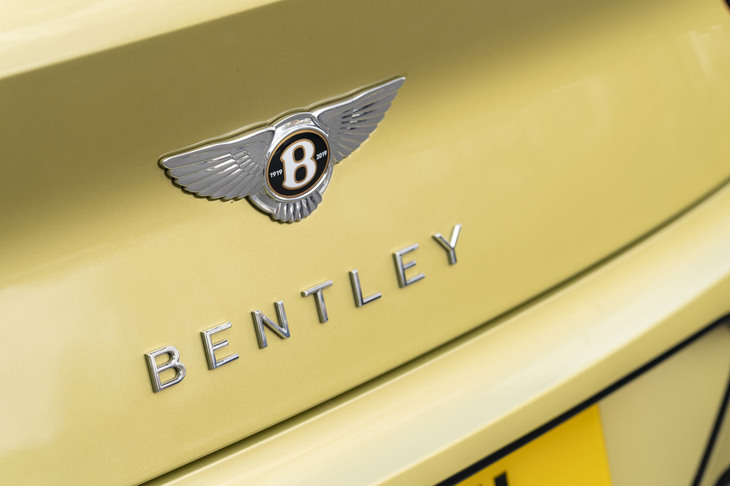 ベントレー・コンチネンタルGT V8コンバーチブル