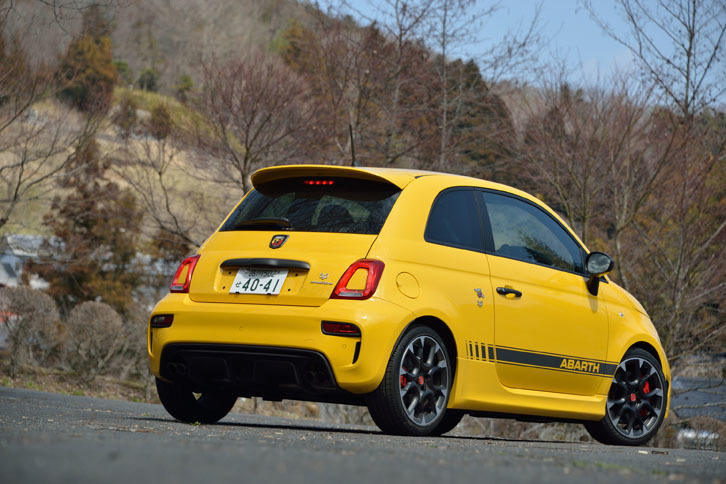 今回の試乗では、トータルで270kmを走行。燃費は満タン法で10.1km/リッターを記録した。