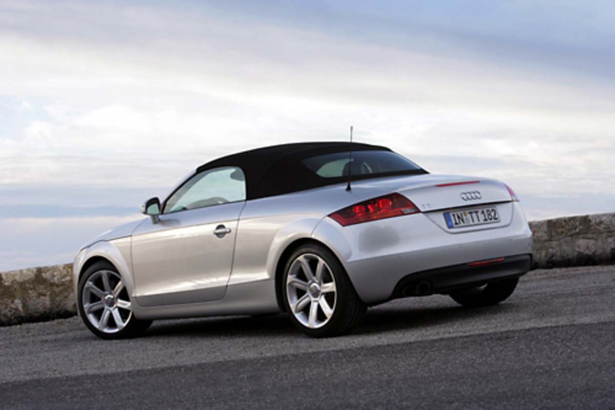 アウディTTロードスター2.0TFSI（FF/2ペダル6MT）【海外試乗記】 軽く