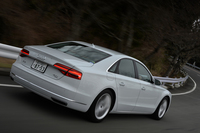 アウディA8 3.0 TFSIクワトロ（4WD/8AT）／A8 L 4.0 TFSIクワトロ（4WD/8AT）【試乗記】の画像