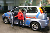 ホンダの燃料電池自動車、「FCX」。