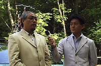 
	プジョージャポンの川崎徹郎氏（左）と、webCGの青木コンテンツエディター。
	 