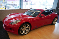 「DESTINO RED CONVERTIBLE CONCEPT（デスティーノ レッド コンバーチブル コンセプト）」
    