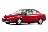 1998年から2004年まで販売されていた9代目「マツダ・ファミリア」。
    