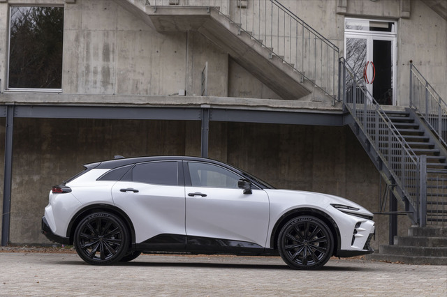 トヨタ・クラウン スポーツZ（4WD/CVT）【試乗記】 もっとパワーを - webCG
