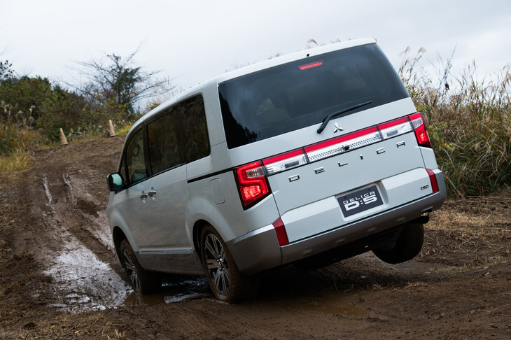 三菱デリカD：5プロトタイプ